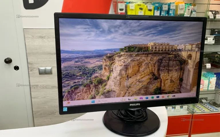 Монитор Philips 223V5l
