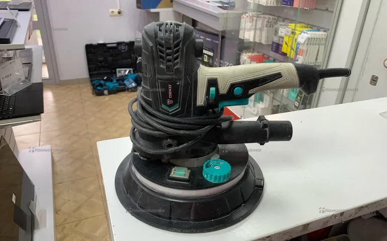 Эксцентриковая шлифмашина DEKO  DKG900