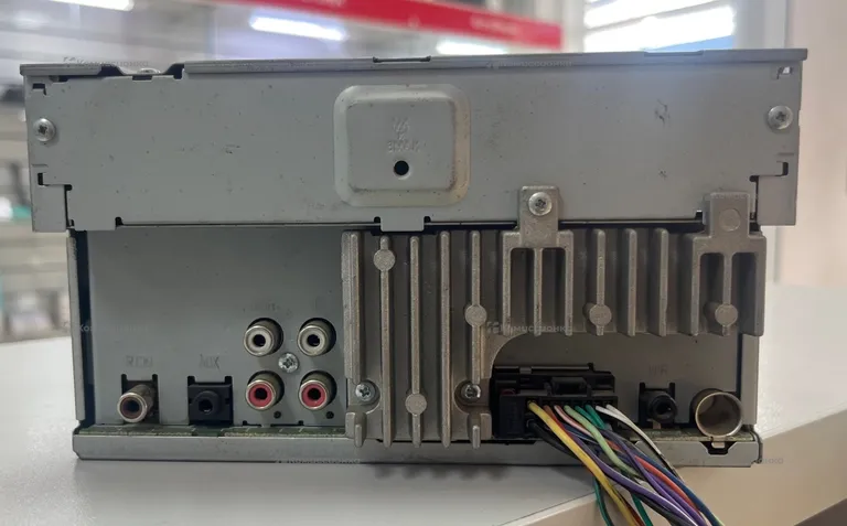 Автомагнитола  Pioneer DMH-G221Bt