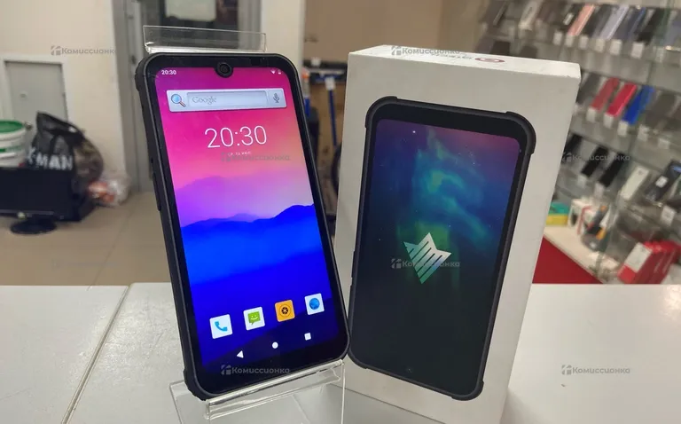 Qtech QMP-M1-N российский смартфон