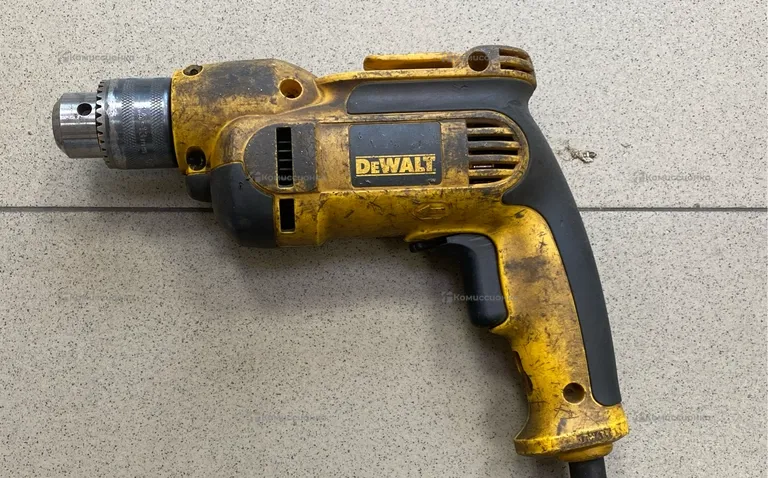 Дрель DeWalt DWD1125