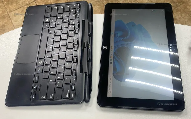 Планшет Samsung ATIV Smart PC Pro XE700T1C-H01 128