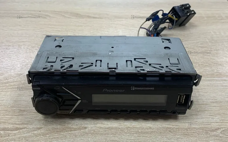 Автомагнитола  Pioneer MVH-1000UBS