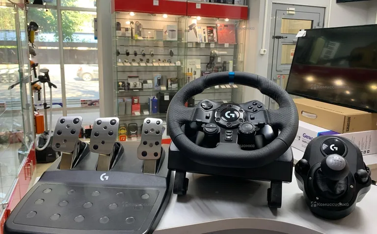Руль и педаль Logitech G923 + кпп