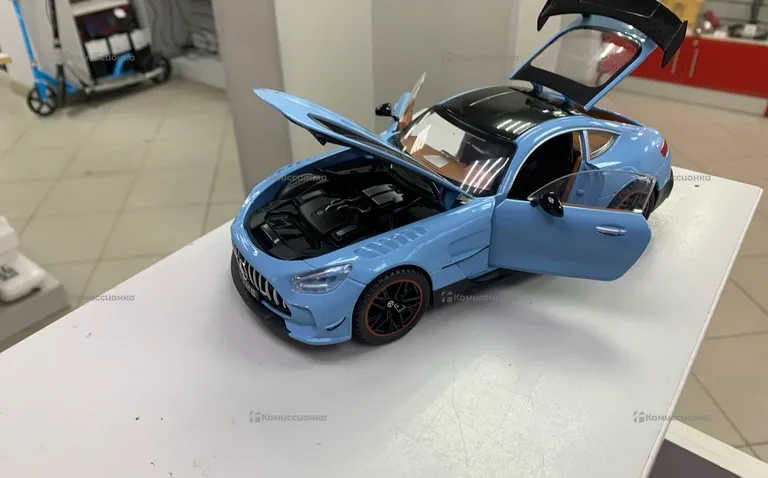 Автомобиль Мерседес AMG