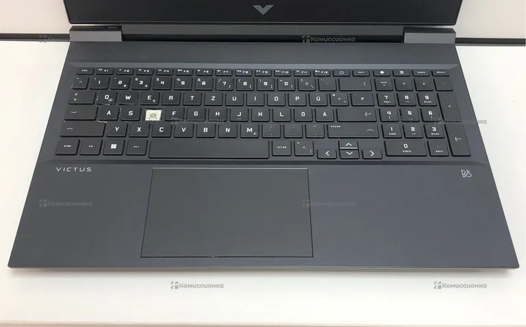 Ноутбук HP victus tpn-q263