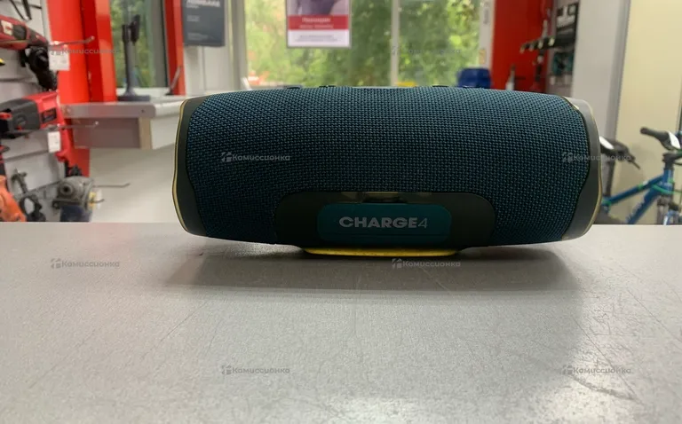 Колонка  JBL CHARGE 4