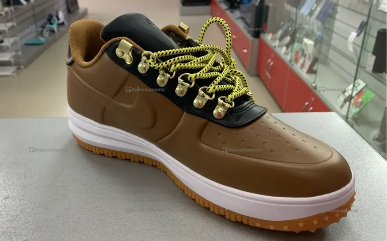 Nike DuckBoot 43