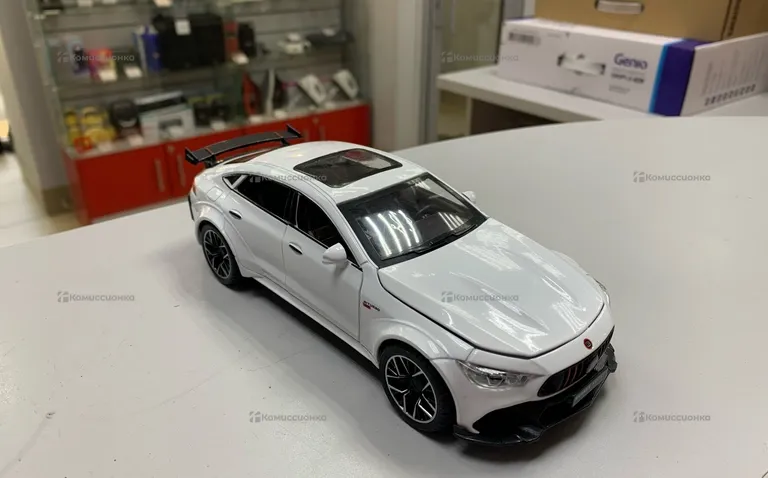 Автомобиль Mercedes-Benz Brabus Rocket 900
