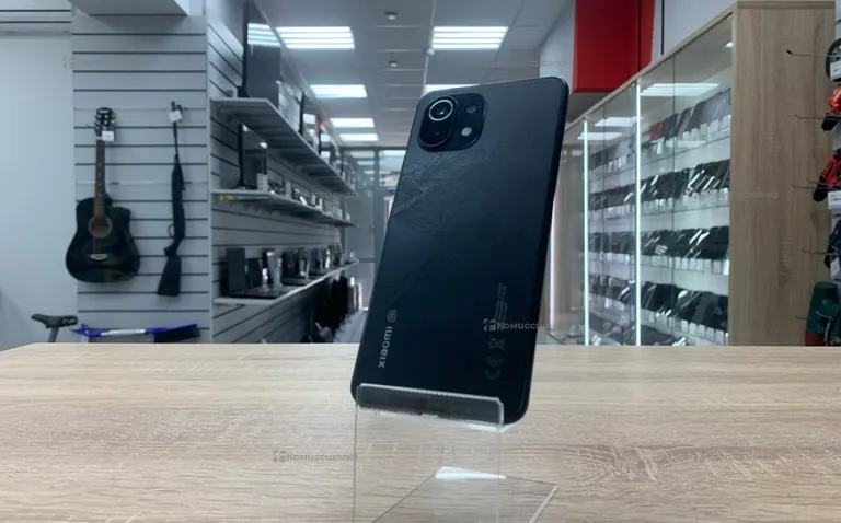 Xiaomi Mi 11 Lite 5G 8/128 ГБ