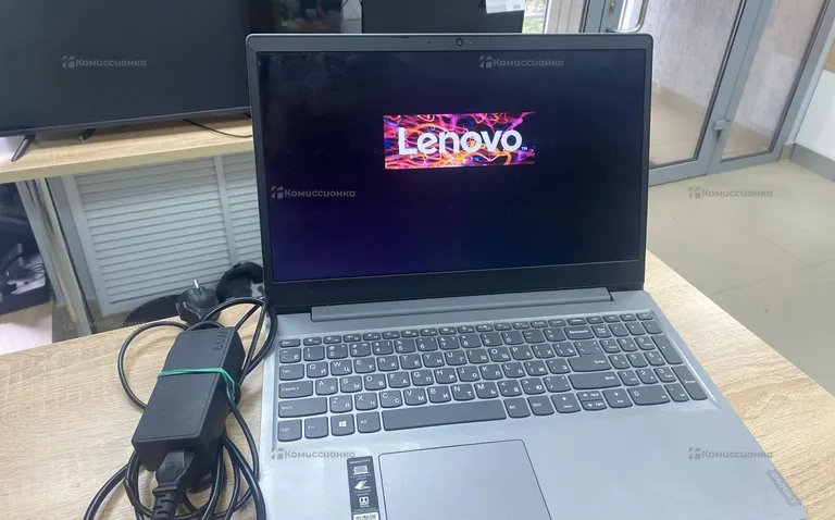 Ноутбук  Lenovo ideapad s145