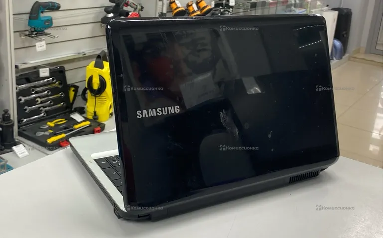 Ноутбук  Samsung RV510