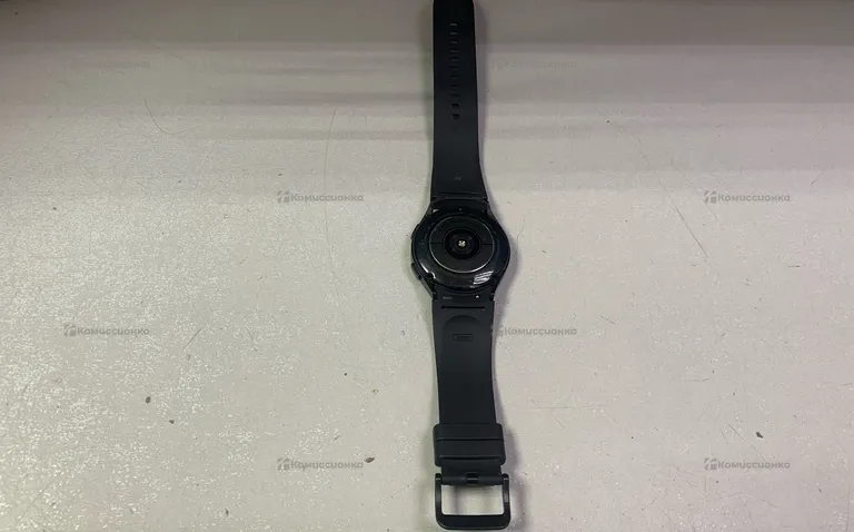 Часы  Galaxy Watch 4