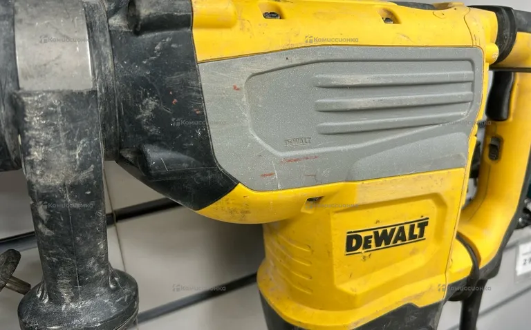 Перфоратор DeWALT D25733K