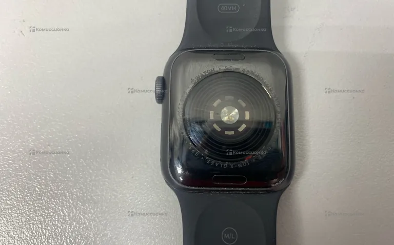Часы  Apple Watch SE