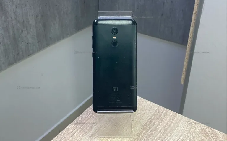 Xiaomi Redmi 5 Plus 3/32Gb
