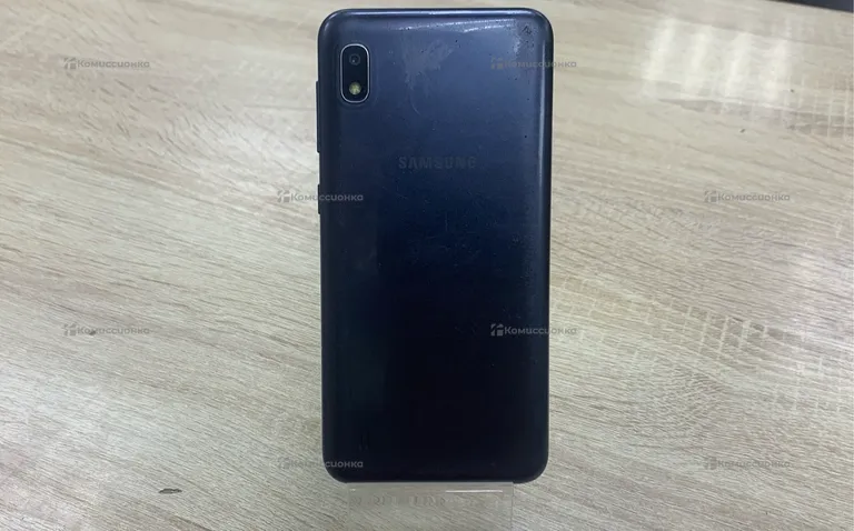 Samsung Galaxy A10 3/32 ГБ
