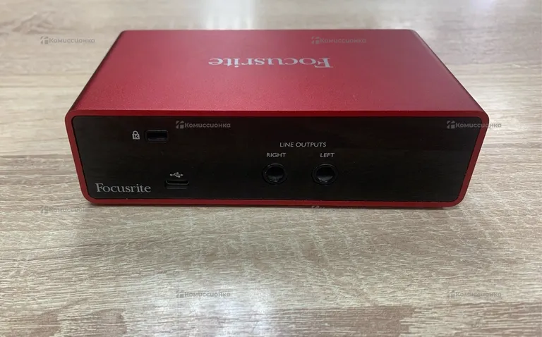 Звуковая карта Focusrite Scarlett Solo gen3