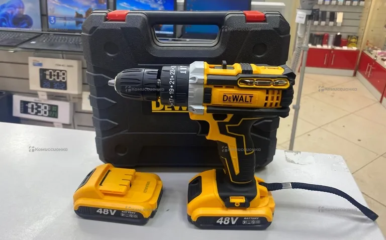 Шуруповерт Dewalt 48V Rep