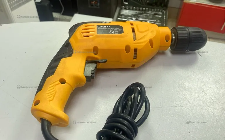 Дрель шуруповерт Deko 600