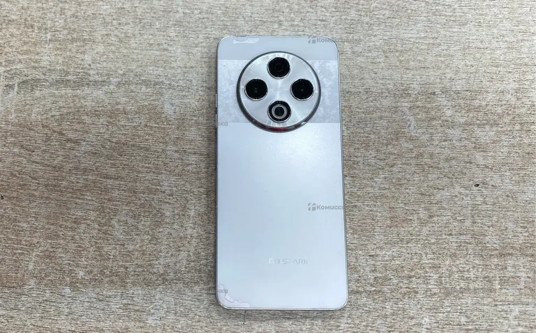 Tecno Spark 30C 8/256 ГБ