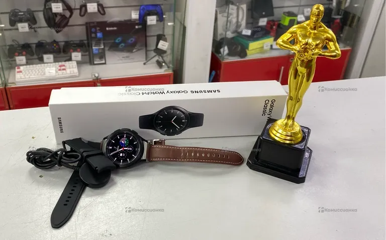 Часы  samsung watch 4 classic