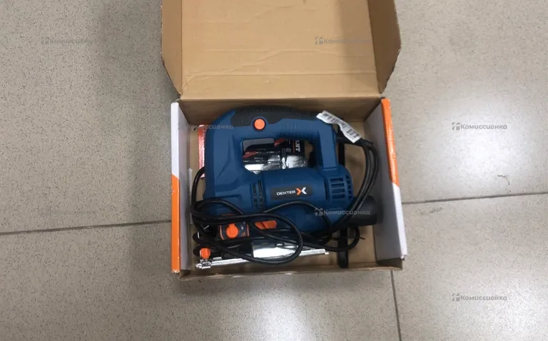 Электролобзик Dexter 750JS3-100.5