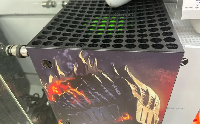 Приставка Xbox Series X 1 TB