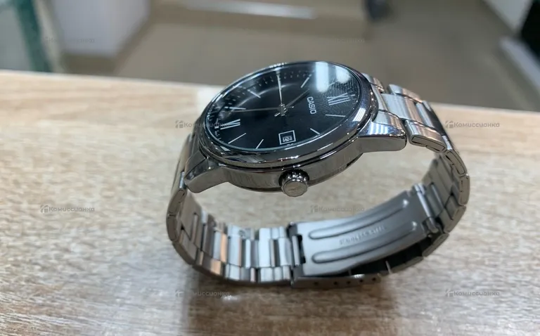 Часы  Casio MTP-V002