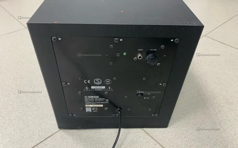Сабвуфер Yamaha YST-SW012