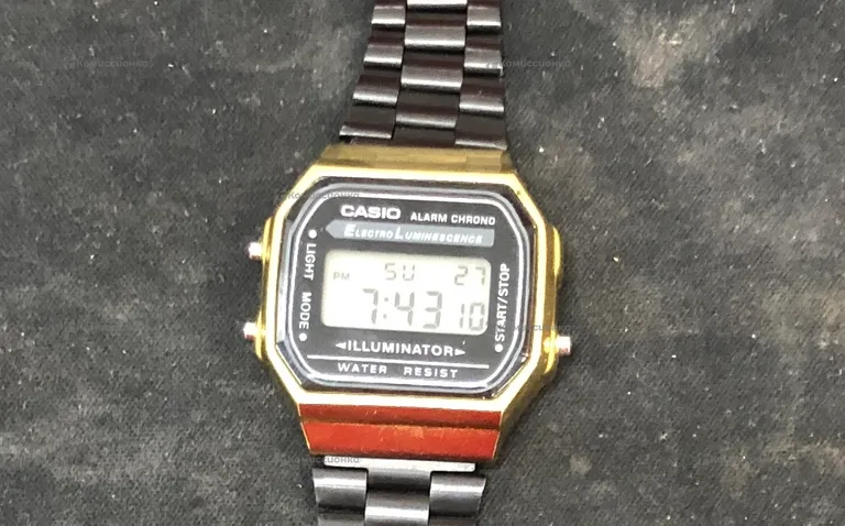 Часы  Casio A168