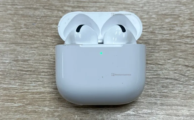 Наушники  AirPods 4