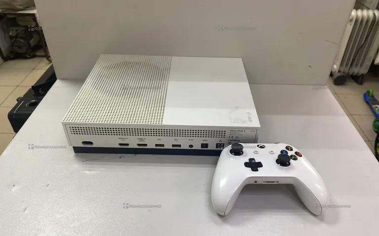 Приставка Xbox Игровая приставка Xbox One S 500