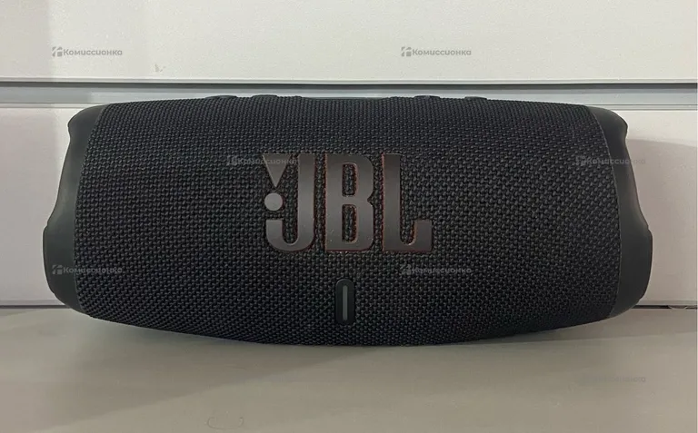 Колонка JBL Charge 5