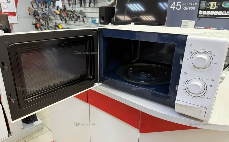 Микроволновая печь Samsung ME81KRW