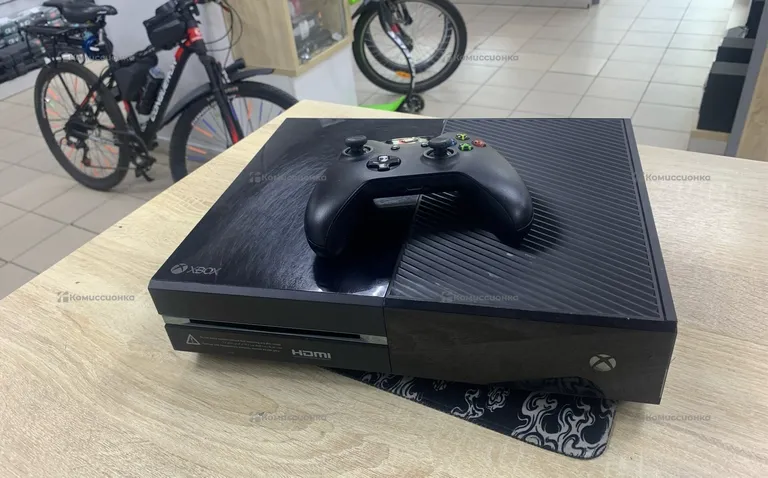 Приставка Xbox One 512GB