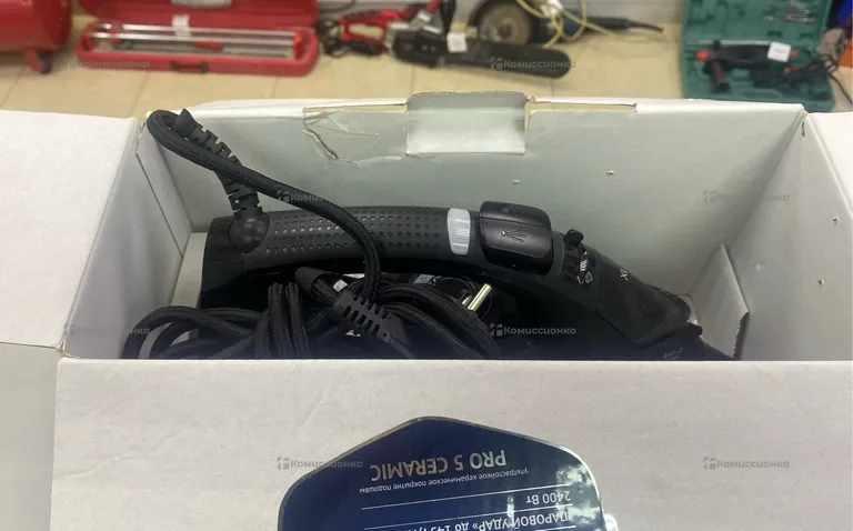 Утюг Polaris PIR 2471AK