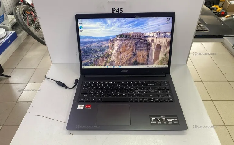 Ноутбук acer aspire 1