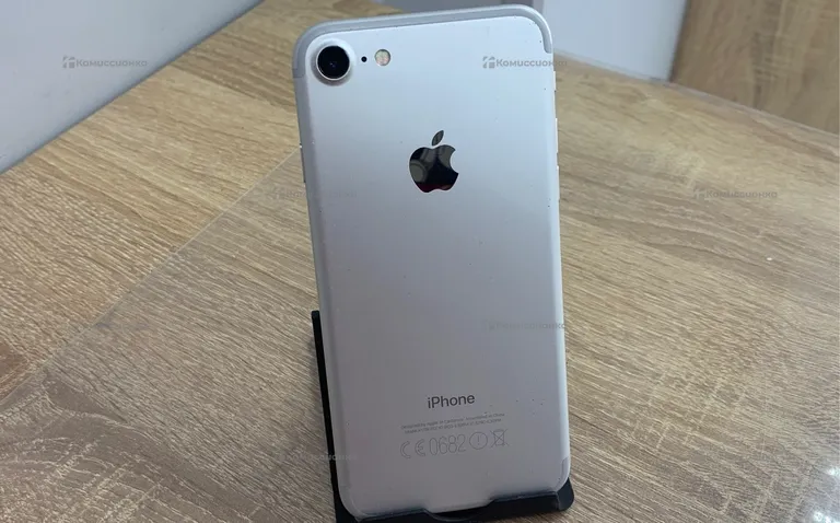 Apple Apple iPhone 7 128