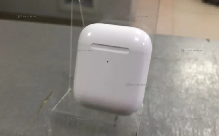 Наушники AirPods