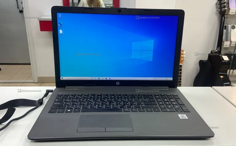 Ноутбук HP 250 G7