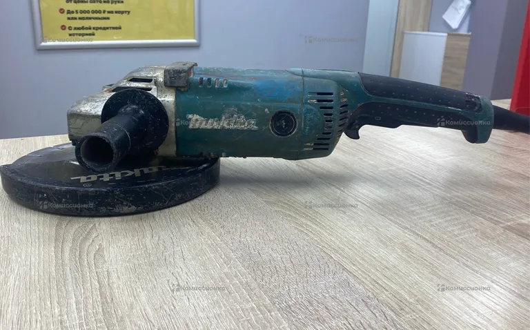 Makita ga 9020