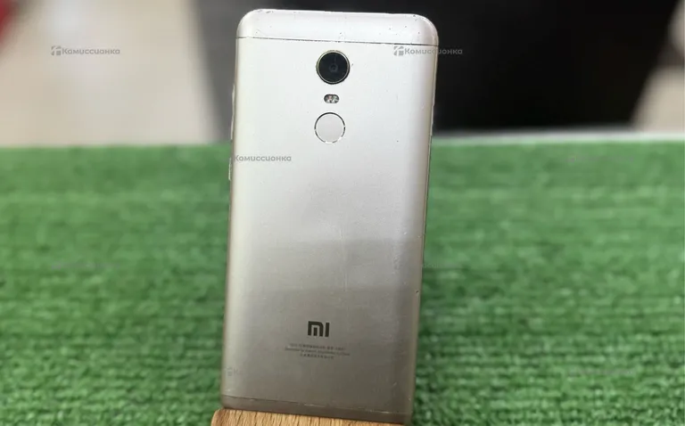 Xiaomi 5 plus 4/64 *8