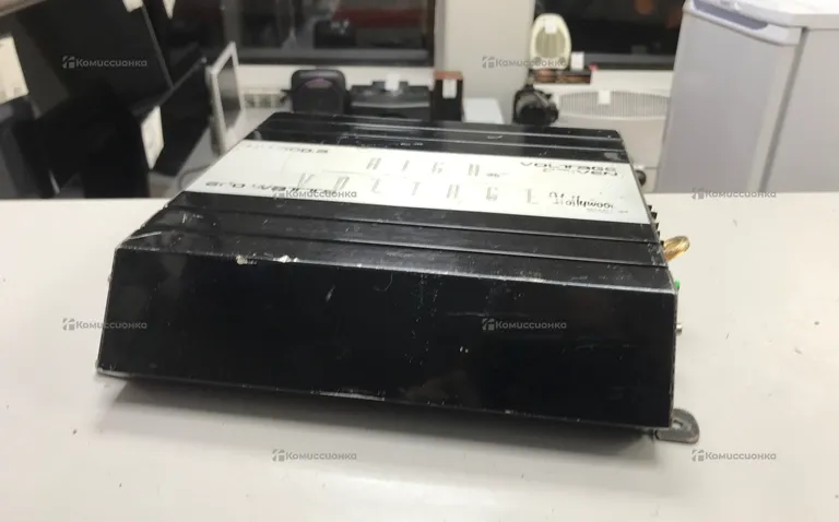 Усилитель  Voltage HV 300.2