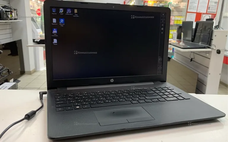 Ноутбук HP 250 G7