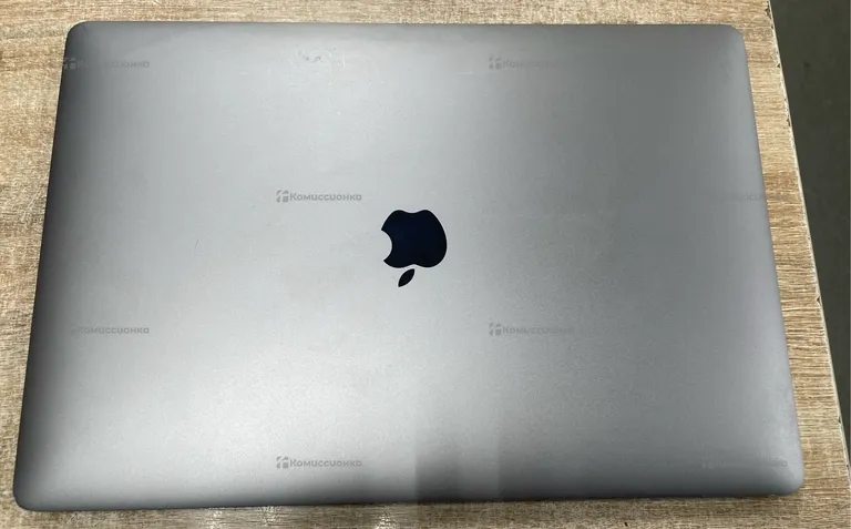 Ноутбук  MacBook Air 2020 i3