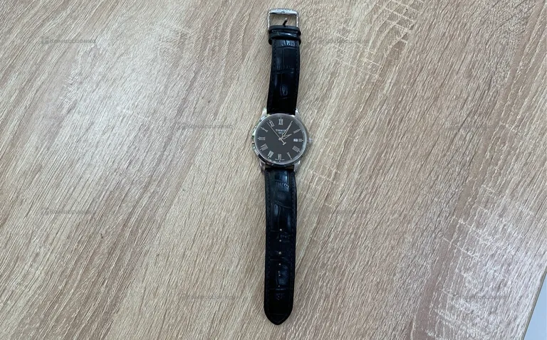 Часы tissot 1853
