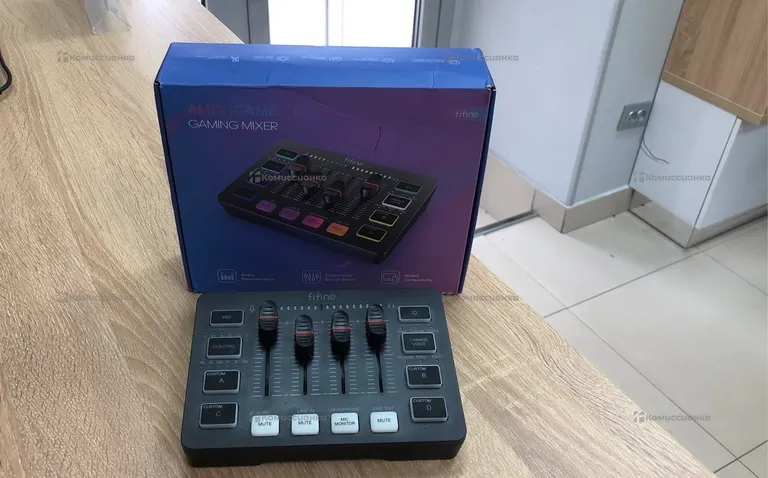 Микшер Fifine SC3