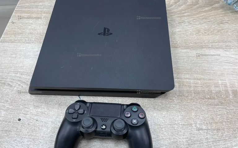 Приставка PS4. slim 500 Gb