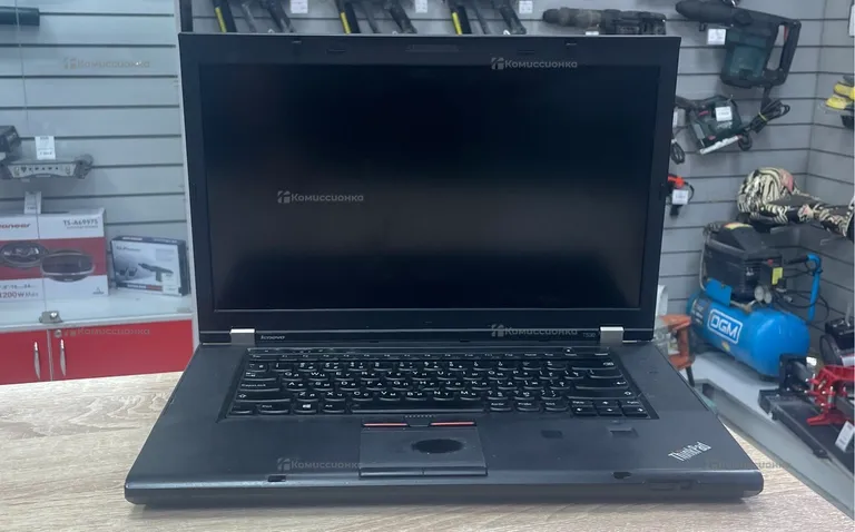 Ноутбук  Lenovo  T530